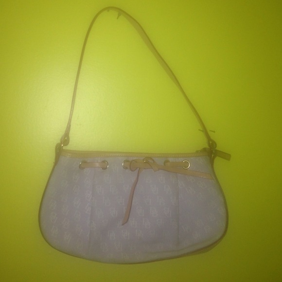 Dooney bourke small purse
