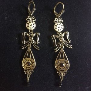 Jewelmint Wonderland Earrings