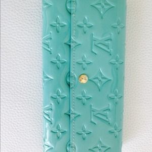 LV Wallet