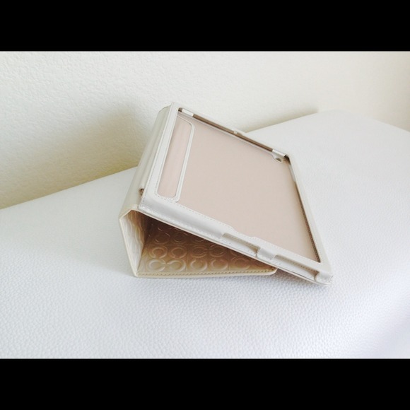 Coach ipad case - Picture 4 of 4