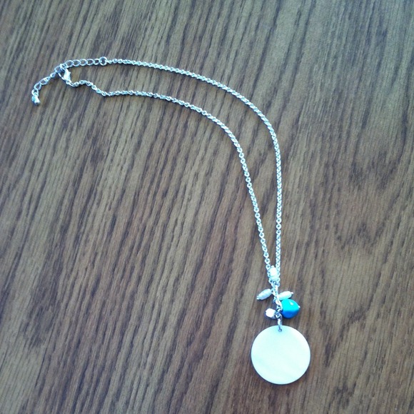 Shell necklace