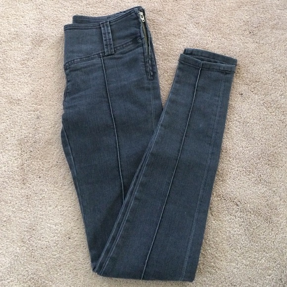 Skinny jeans