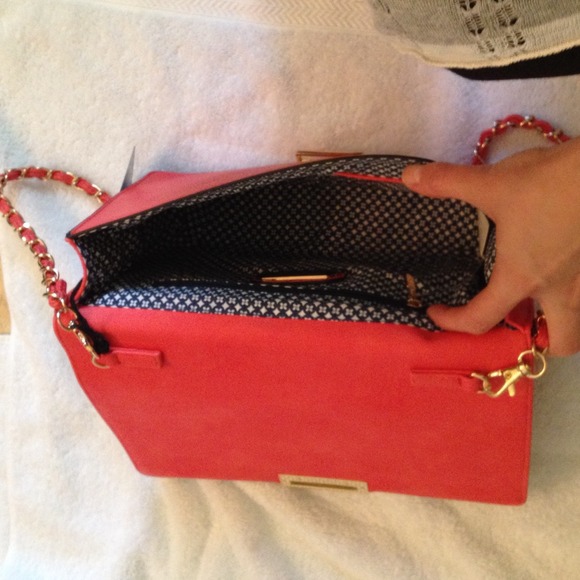 Handbag❤️ - Picture 3 of 4