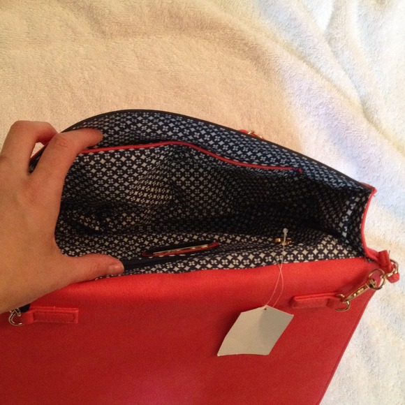 Handbag❤️ - Picture 4 of 4