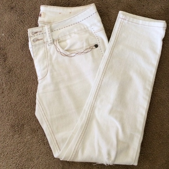 Capris