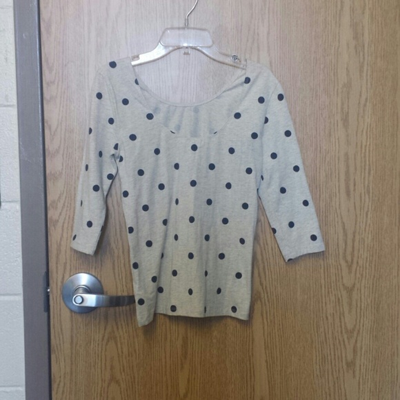 Light weight quarter sleeve shirt - Picture 1 of 1