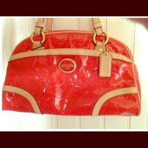 Coach coral patent leather shoulder bag