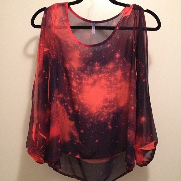 Sheer high low top with open shoulder sleeves