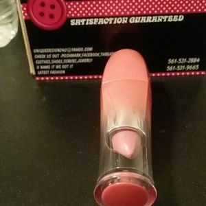 Number one tea rose lipstick