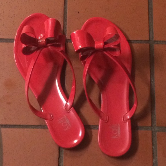 Sandals - Picture 2 of 2