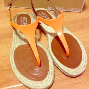 XxSoldxX Michael Kors Espdrille Thong Flat Sandals