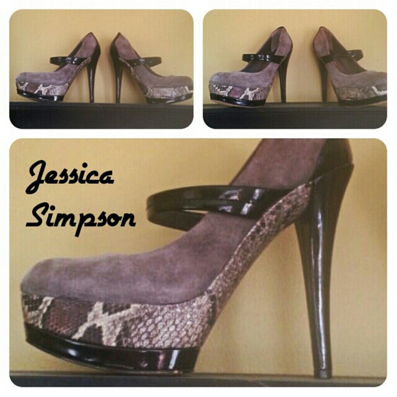 Jessica Simpson GORGEOUS heels!