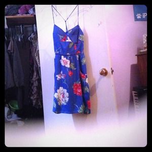 Causal floral blue dress