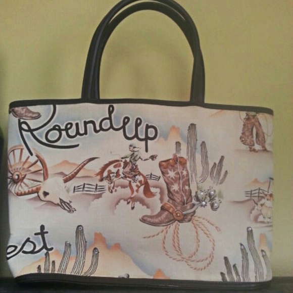 REDUCED!Howdy cowgirl ROUNDUP HANDBAG!