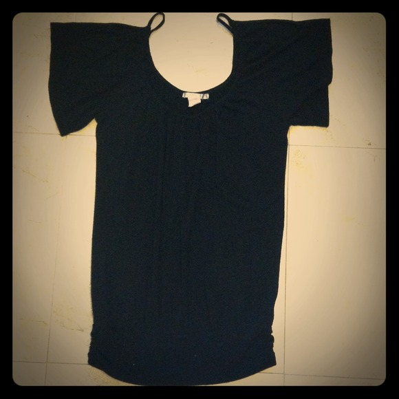 Short black cocktail dress w/ shoulder cutouts - Picture 1 of 4