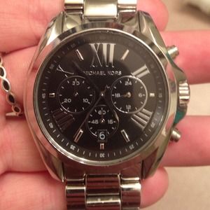 ⭐️⭐️REDUCED!⭐️⭐️Michael Kors watch