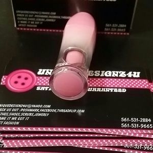 Number 5 happy after lipstick