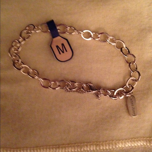 Janes Avery forged link charm bracelet