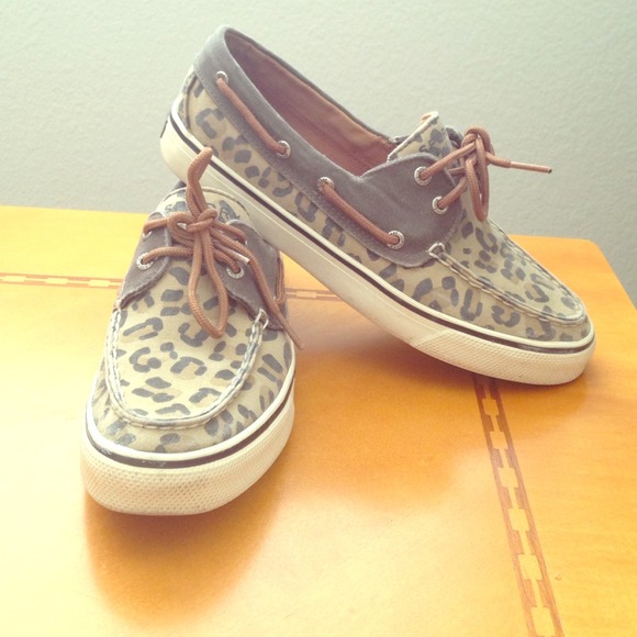 Leopard print Sperry Topsider!