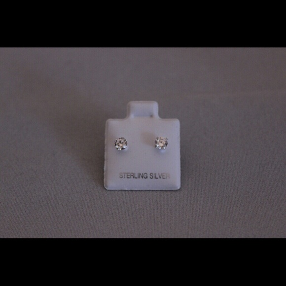 Jewelry - RESERVED*New! Sterling silver 925 cz studs (jw031)