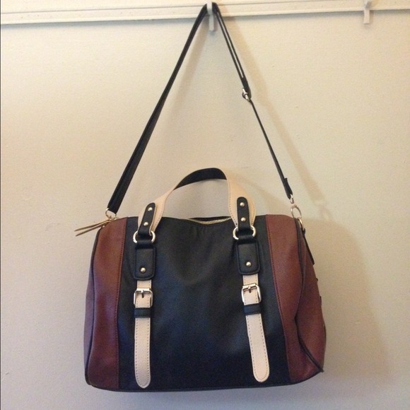 Weekender Over the Shoulder Bag