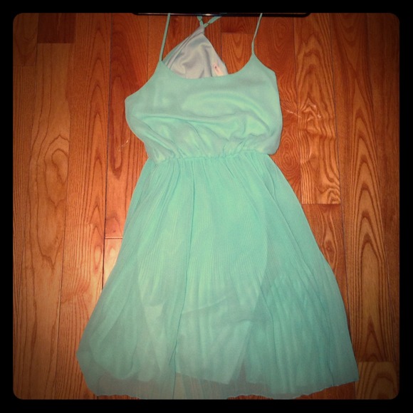 Everly Pleated Mint Dress