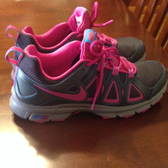 Running shoes