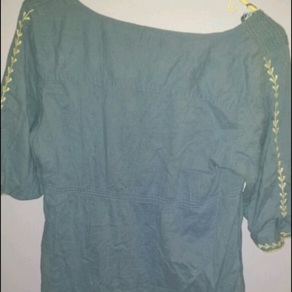 Blue top - Picture 4 of 4