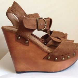 ON RESERVE Camel Faux Suede Wooden Wedges