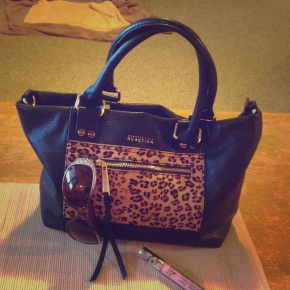 Kenneth cole handbag
