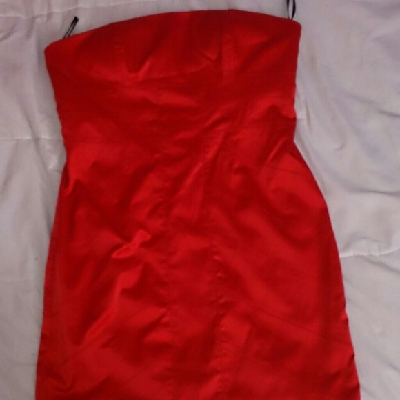 (L) 2B BEBE RED DRESS - Picture 2 of 2