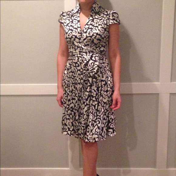 Cap sleeve silk dress