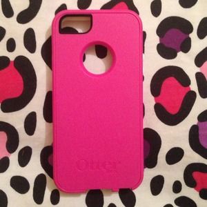 Pink otterbox iPhone 5 or 5S protective case