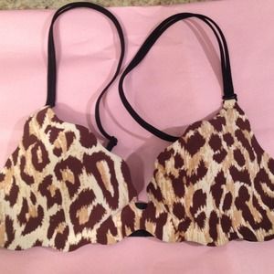 34A Brand new VS Leopard Push Up Bra