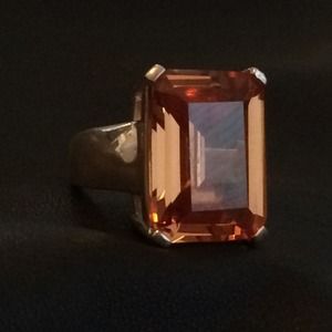 Gorgeous Apricot in .925! Size 7