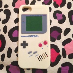 White Nintendo gameboy iPhone 5 or 5S case