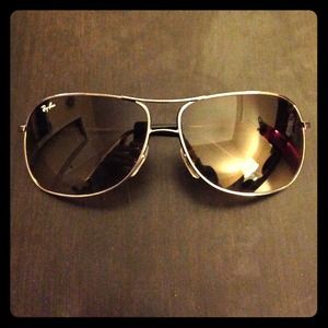 Ray-Ban RB3267 Sunglasses