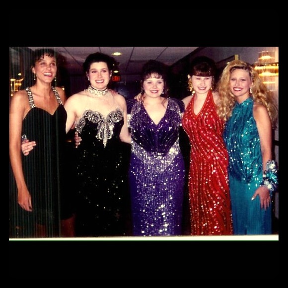 Additional pics of Gown❤️