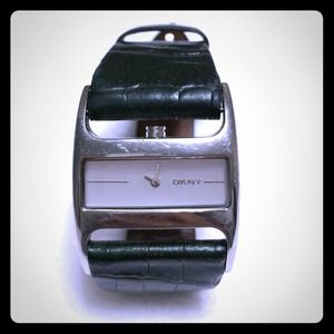 DKNY Green Watch⌚️