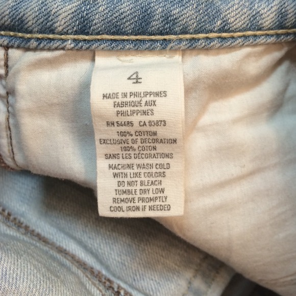 Light blue jean shorts - Picture 3 of 4