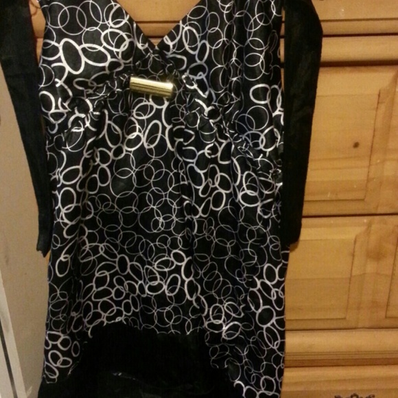 Black with white circled