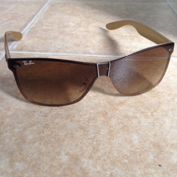 Ray-Ban sunglasses gold/brown