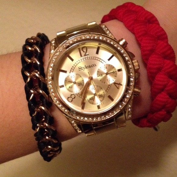 Gold fantasy watch ✨👌