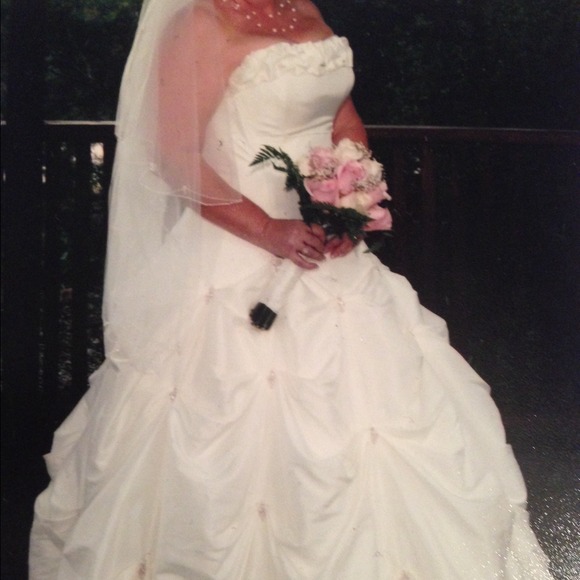 Alfred Angelo sz 10 lace up wedding dress