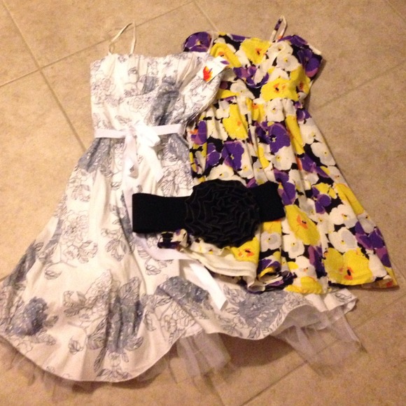 💛Two lovely dressed @ belt bundled😘