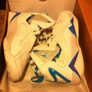 Jordan True Flights size 6 youth