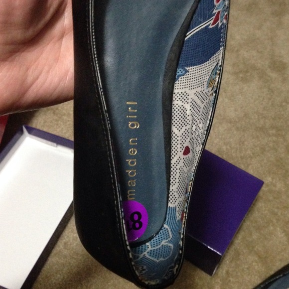 🎉bundled🎉 Black flats with bows BRAND NEW - Picture 4 of 4