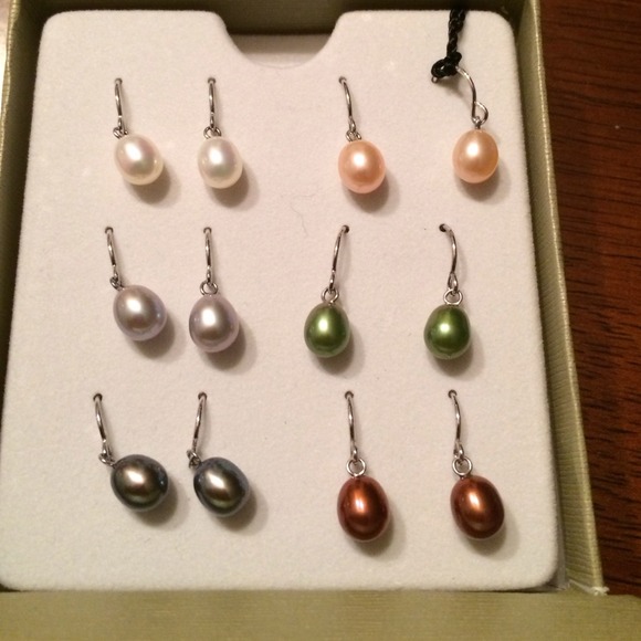 Honora Dangle Pearl Earrings