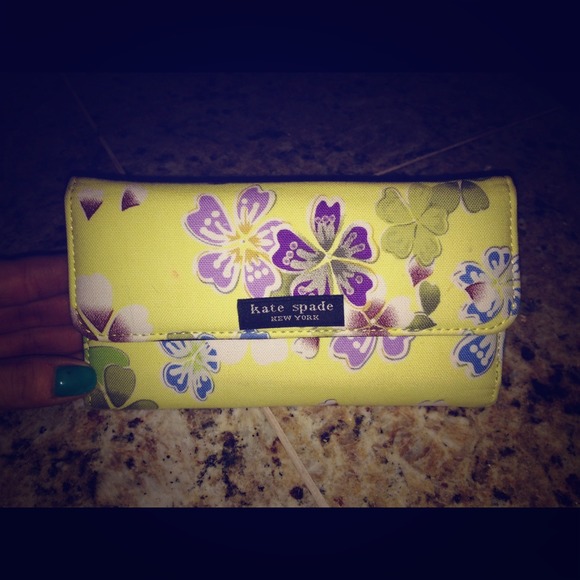 Reduced! kate spade wallet