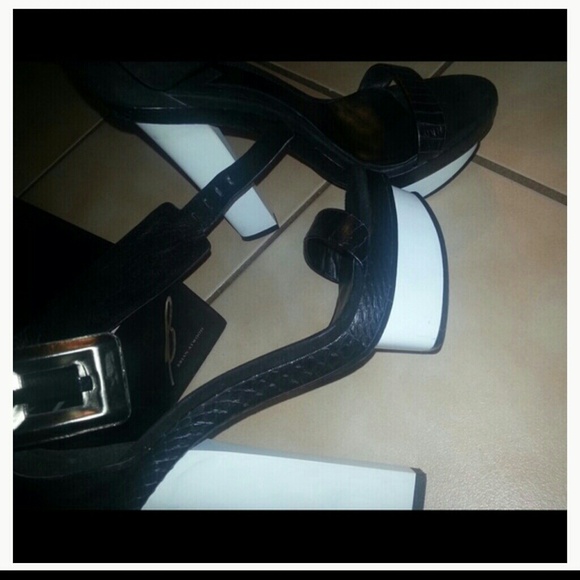 Bundled for some! Brian Atwood | Steve Madden x  2